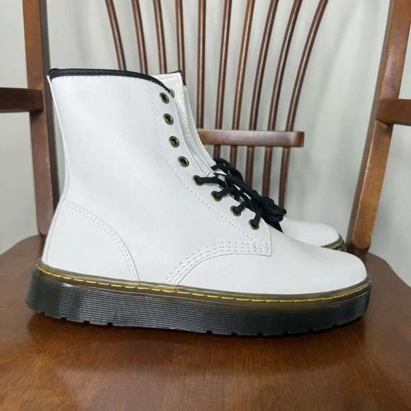 Doc Martens Dr. White Combat Boots Moto Booties NWOT New Women’s Size 8 Zavala - Picture 1 of 9